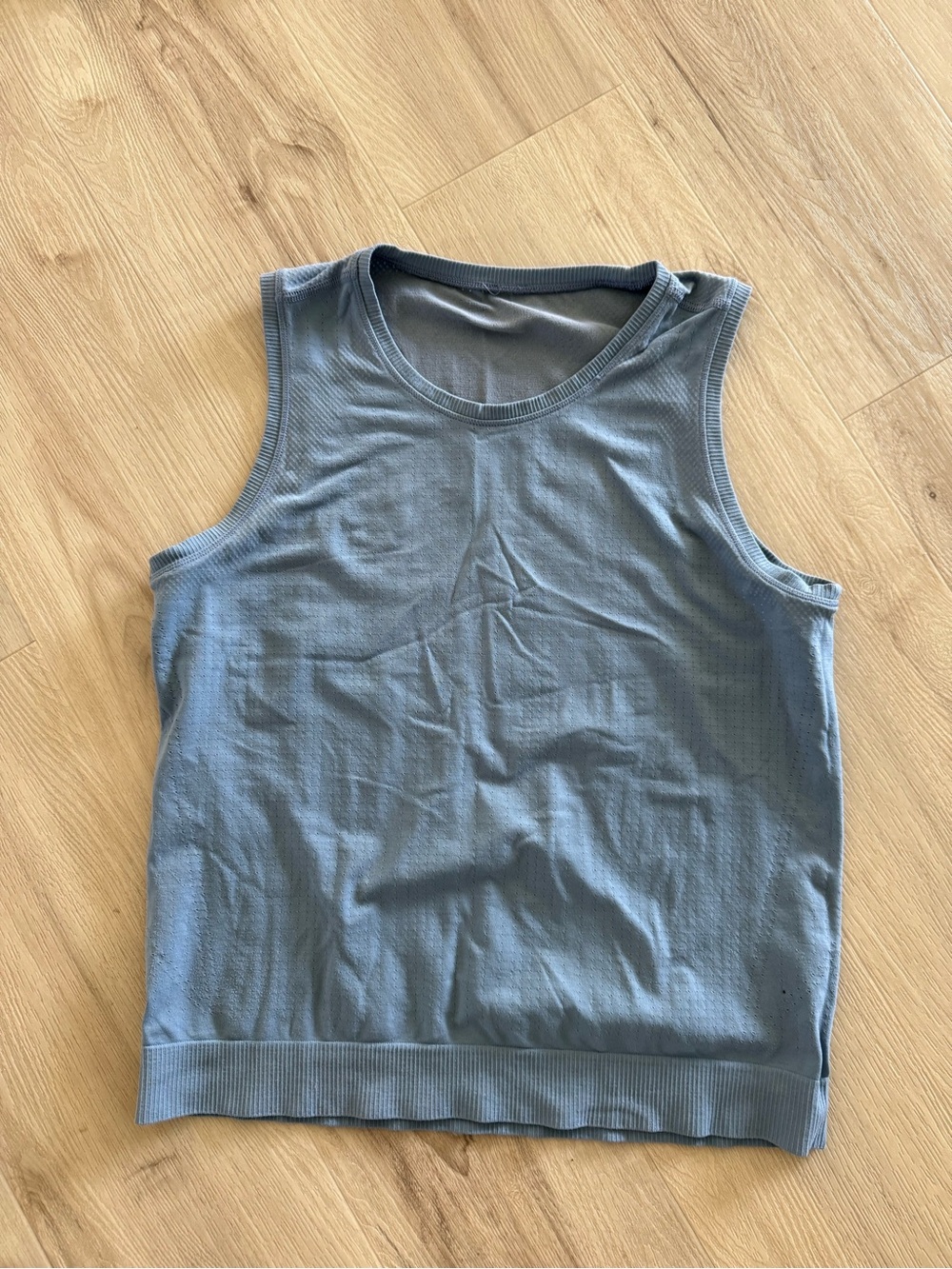 Athleta muscle  Tank in Dusty Blue